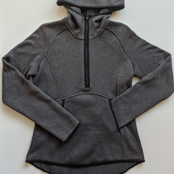 lululemon athletica Tops - Lululemon Fleece and Thank You size 6